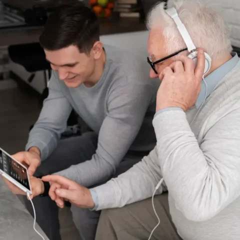 grand-parent-learning-use-digital-divice