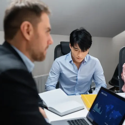 workplace-violence-taking-place-colleagues